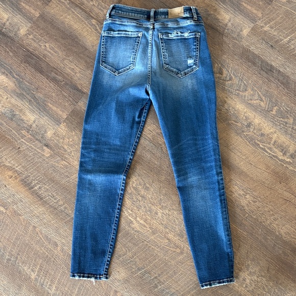 BKE Women's Faded Blue Skinny Jeans - Picture 4 of 5